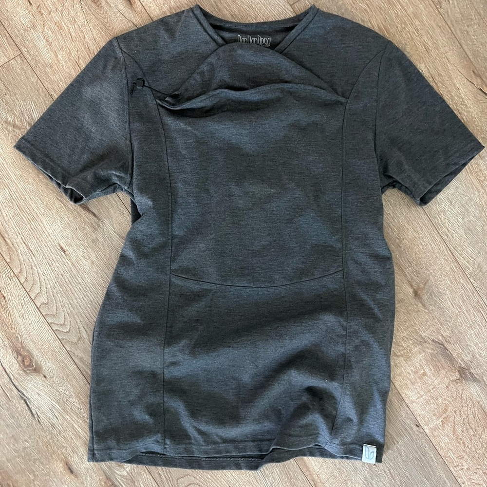 Grey Mens Lalabu baby carrier shirt